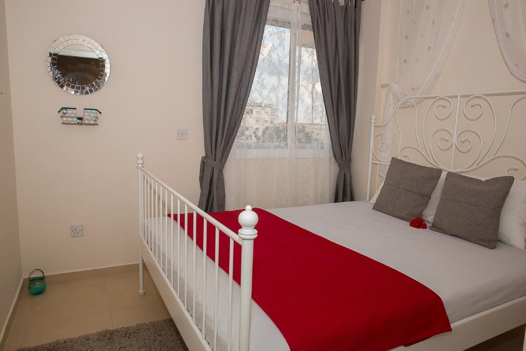 Paphos Love Shack Apartment Esterno foto