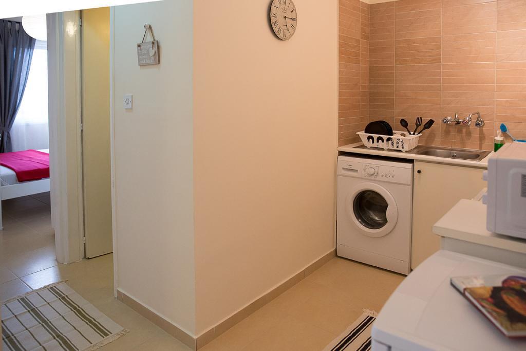 Paphos Love Shack Apartment Esterno foto